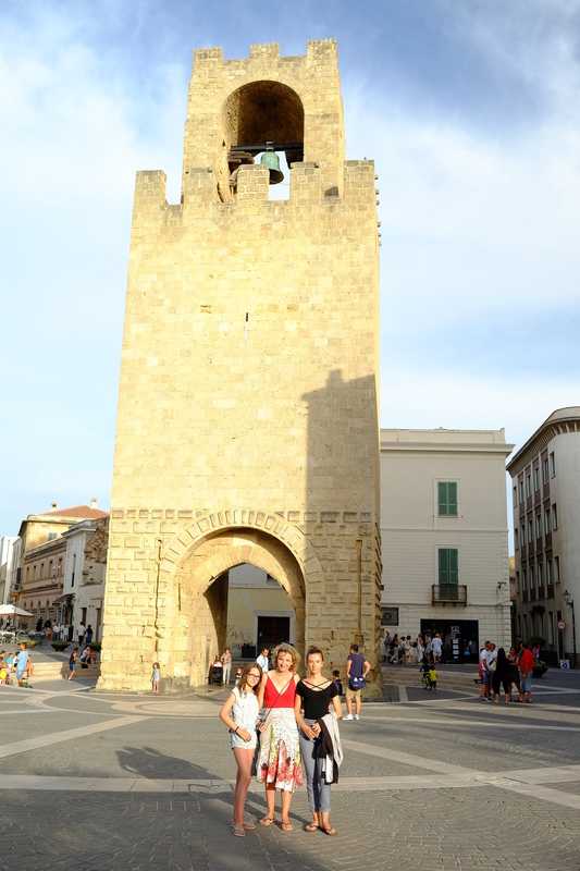 La seule porte restante de l'ancienne ville au Moyen-Age