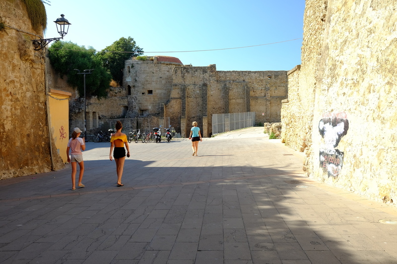 Ses vieux remparts