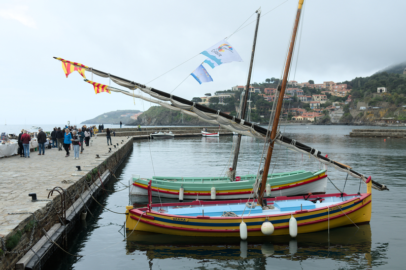 Et de la ville et de son port