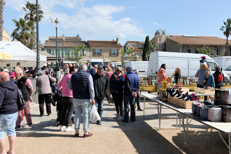 Jour de marché à Gruissan
