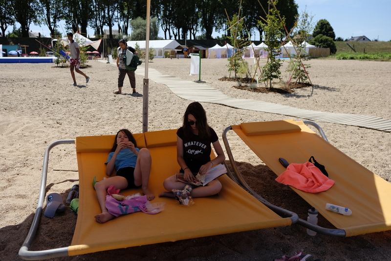 Tess et Fanny en profitent avant le train de 15H20 pour Orléans