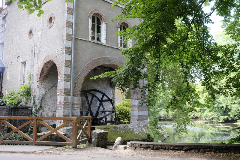 Ainsi que de vieux moulins à eau
