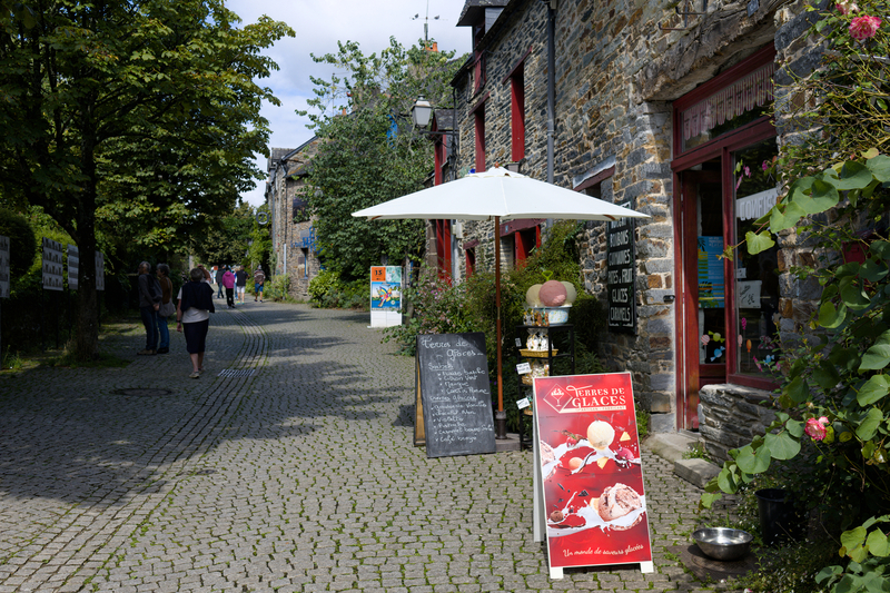 La Gacilly, ville où a vécu Yves Rocher