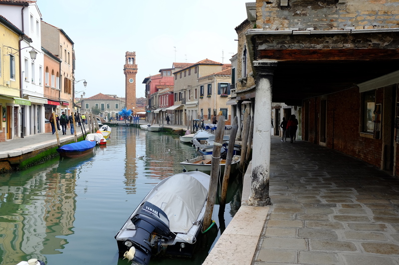 Murano, une des îles de la Vénétie, réputée pour ses verriers. Il n'en reste plus que quelques uns