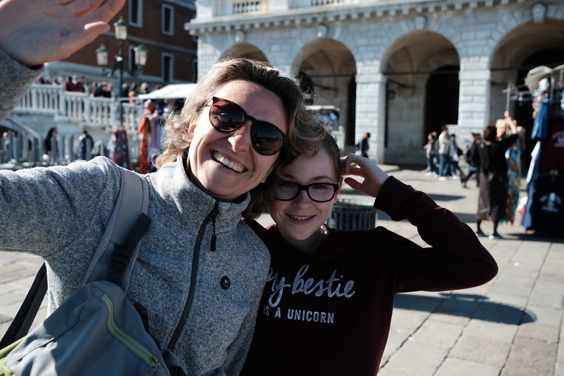 Retour du tour de gondole, le sourire aux lèvres