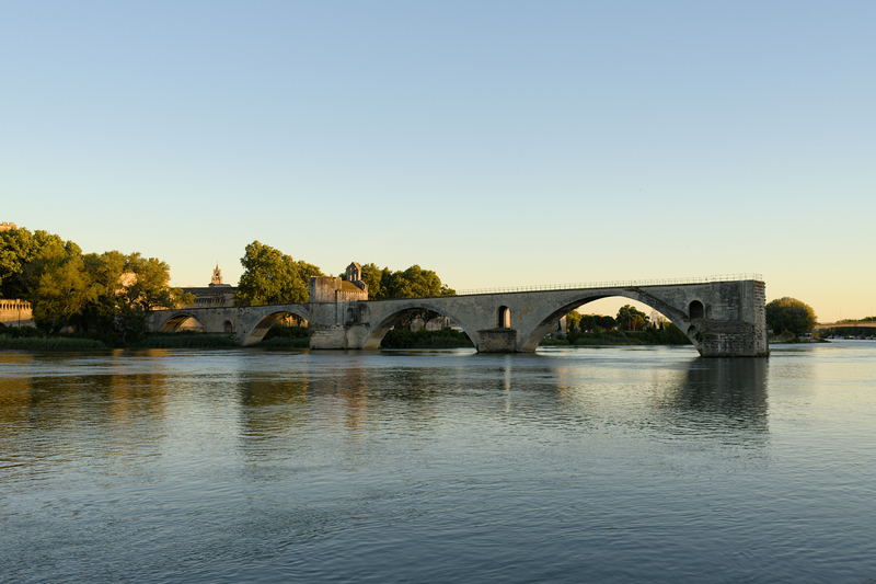 Le Pont Saint Benezet, surnomé le pont d'Avignon